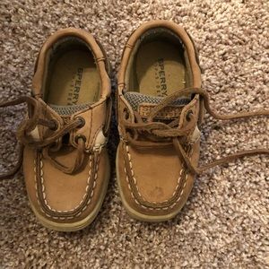 Toddler Sperry Topsider size 6